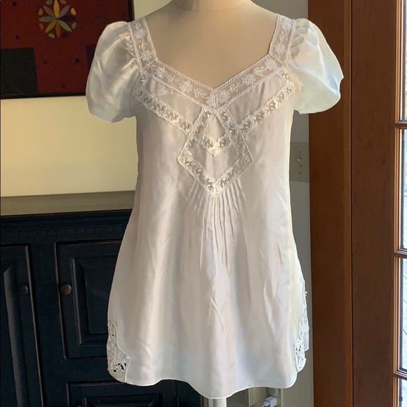 Rebecca Taylor Delicate Silk Ivory Lace Trimmed Top, size 4 - Picture 3 of 12